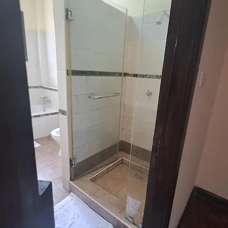 Ary Homestay Nyali - On Corral Drive Mombasa Exterior photo
