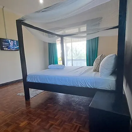 Ary Homestay Nyali - On Corral Drive Mombasa Exterior photo