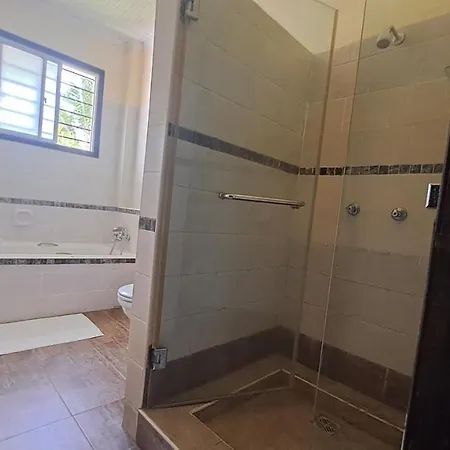 Ary Homestay Nyali - On Corral Drive Mombasa Exterior photo
